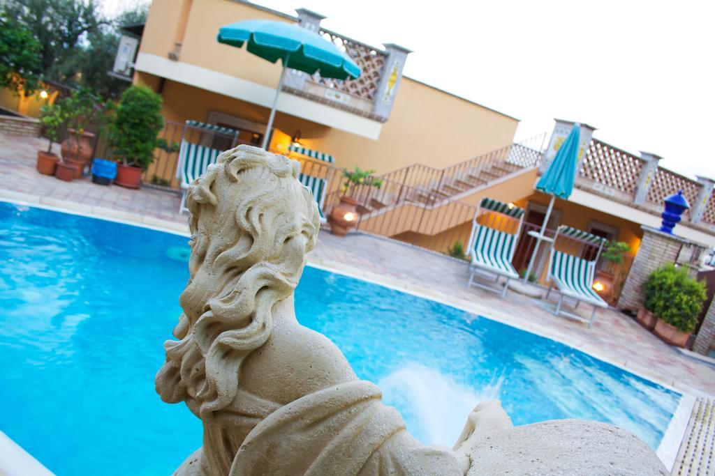 גיארדיני נאקסוס Villa Cristina מראה חיצוני תמונה