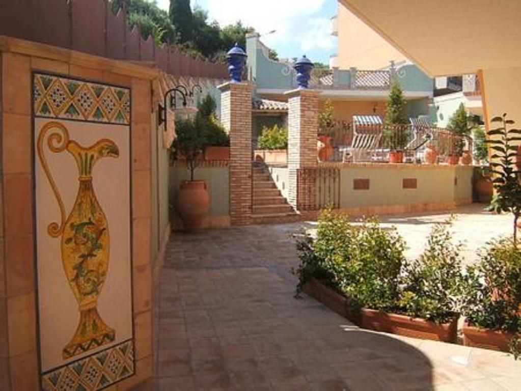 גיארדיני נאקסוס Villa Cristina מראה חיצוני תמונה